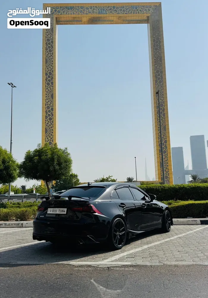 Lexus Is 250 2015 photo 3