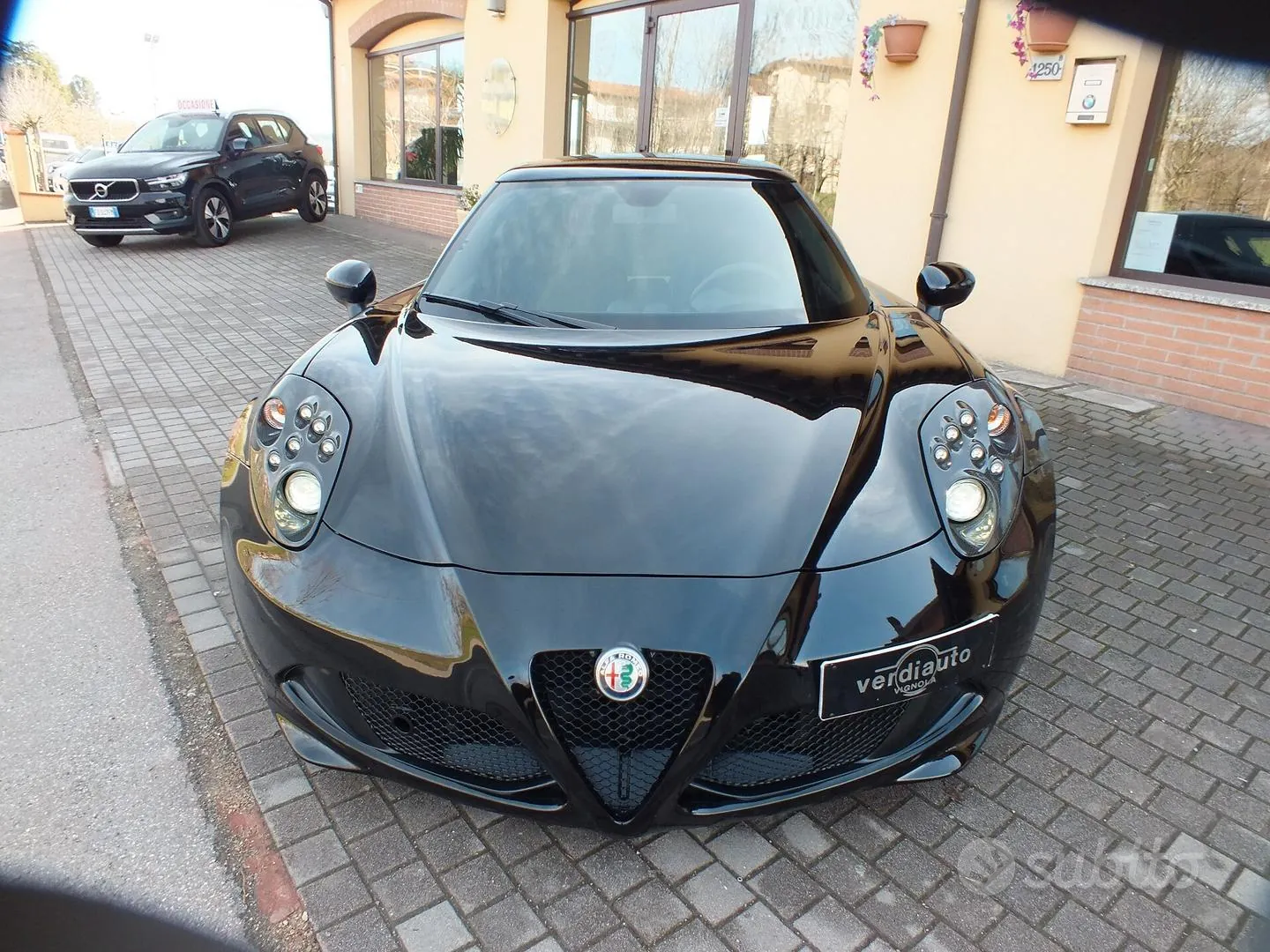 Alfa Romeo 4C 2016 photo 2