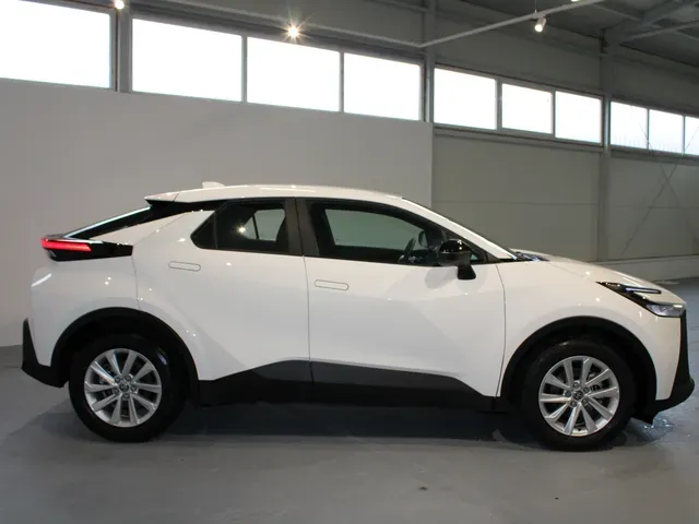 Toyota C-Hr 2026 photo 4