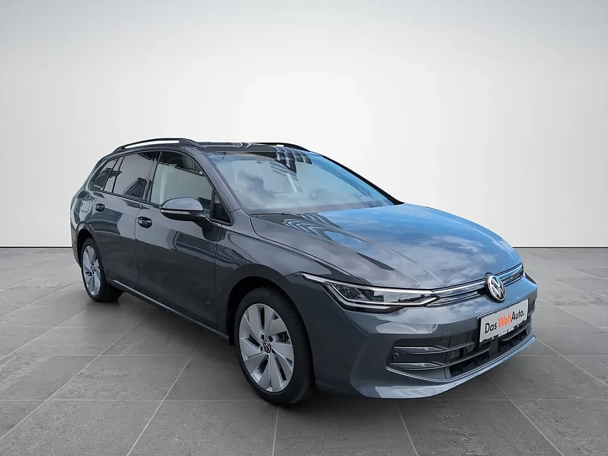 Volkswagen Golf 2025 photo 3