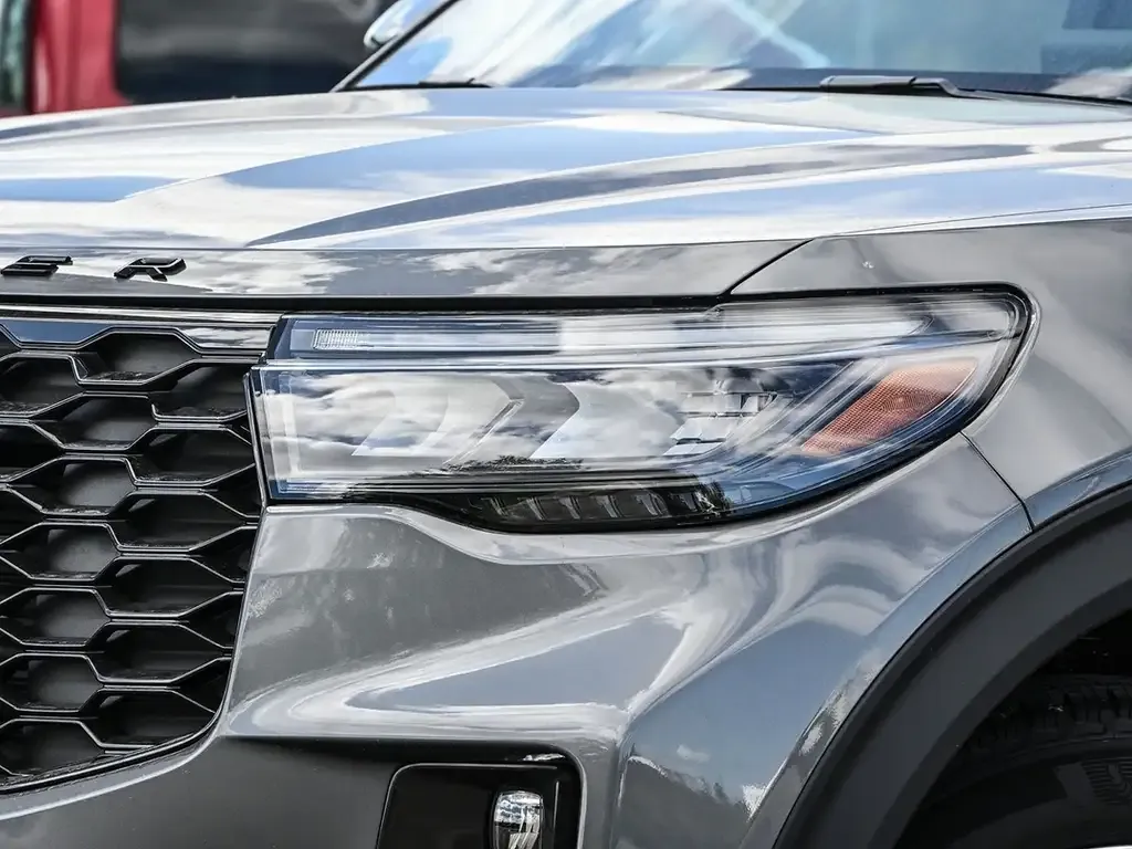 Ford Explorer 2027 photo 2