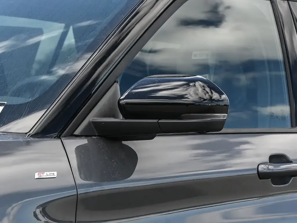 Ford Explorer 2027 photo 3