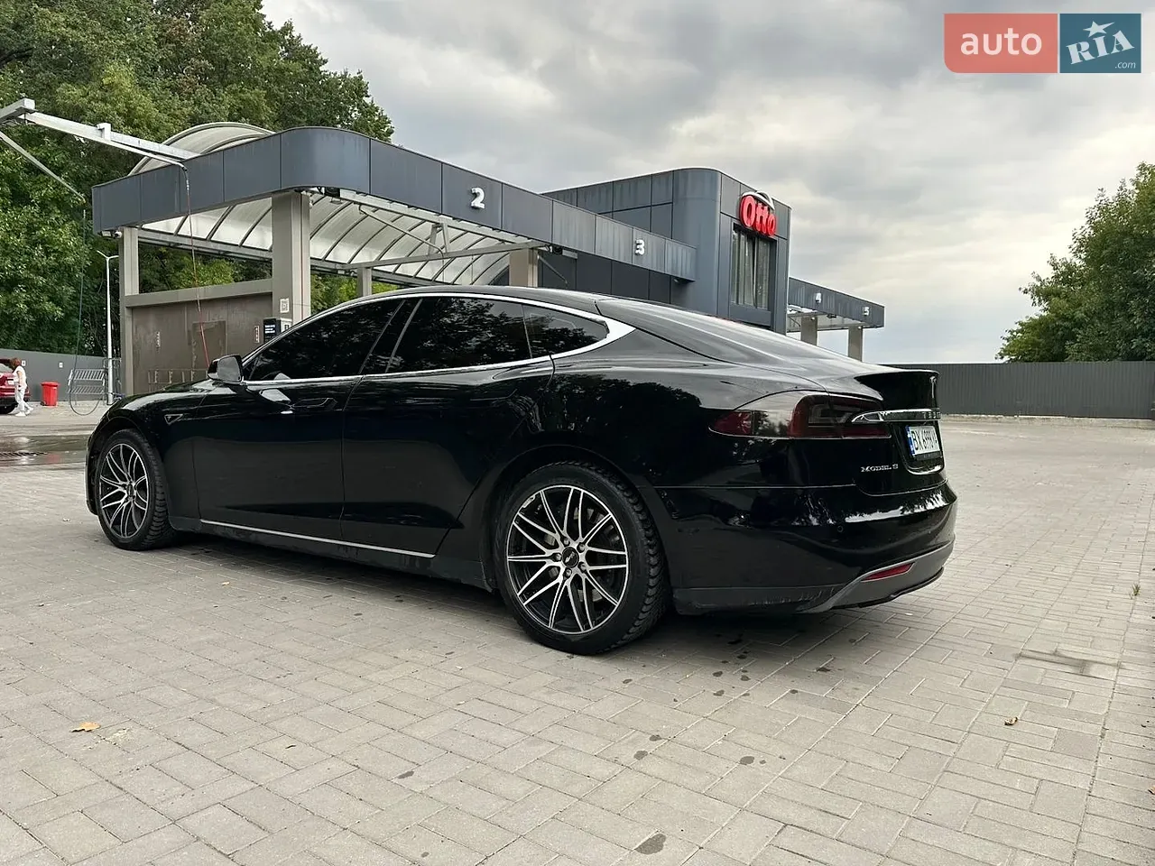 Tesla Model S 2015 photo 5