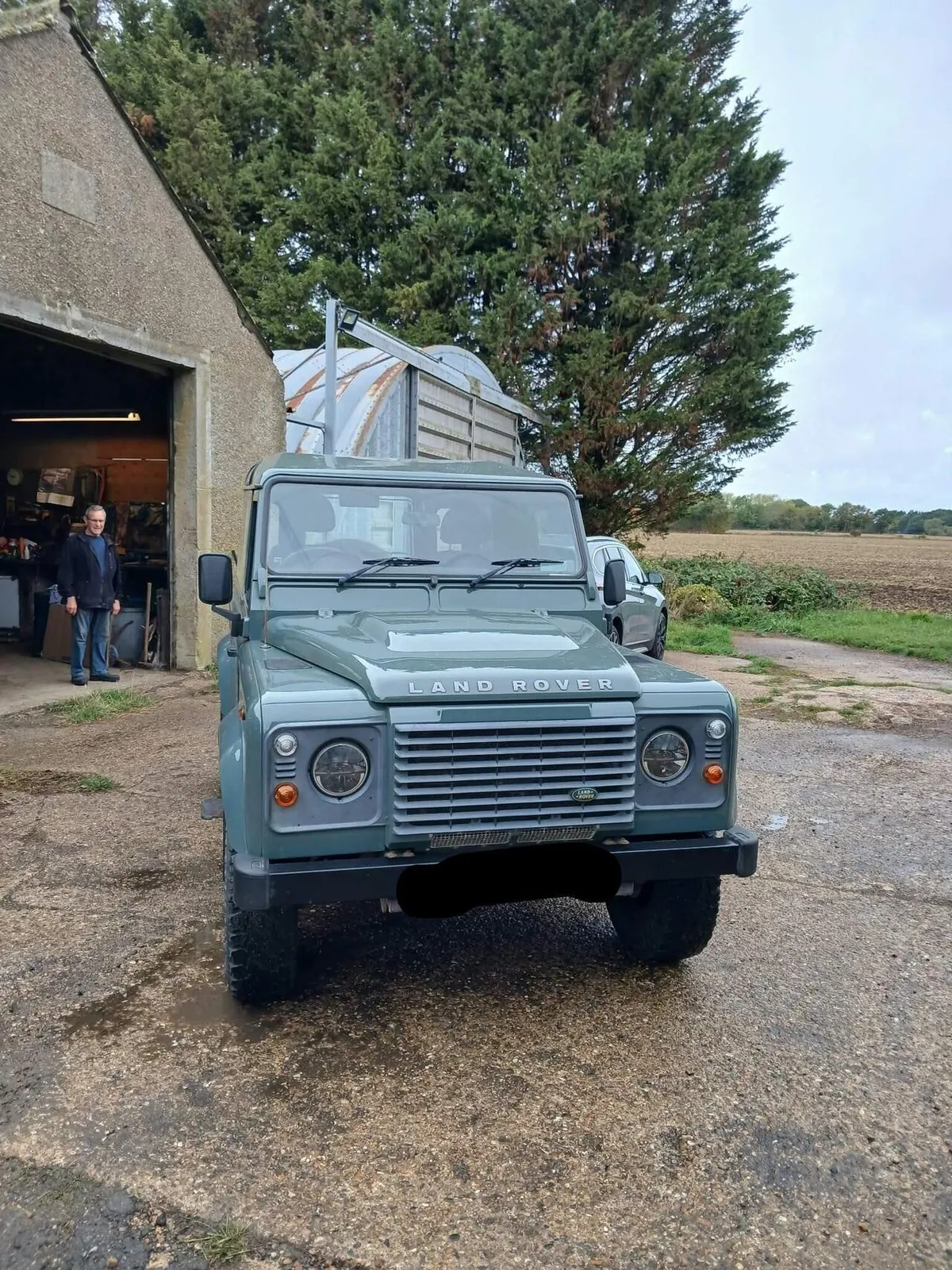 Land Rover Defender 90