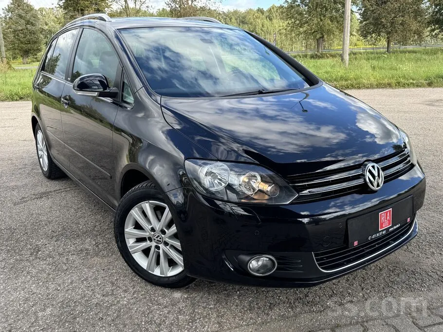 Volkswagen Golf 2011 photo 2