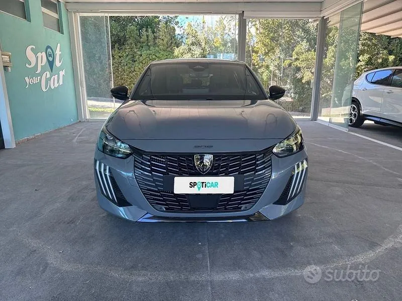 Peugeot 208 2025 photo 2