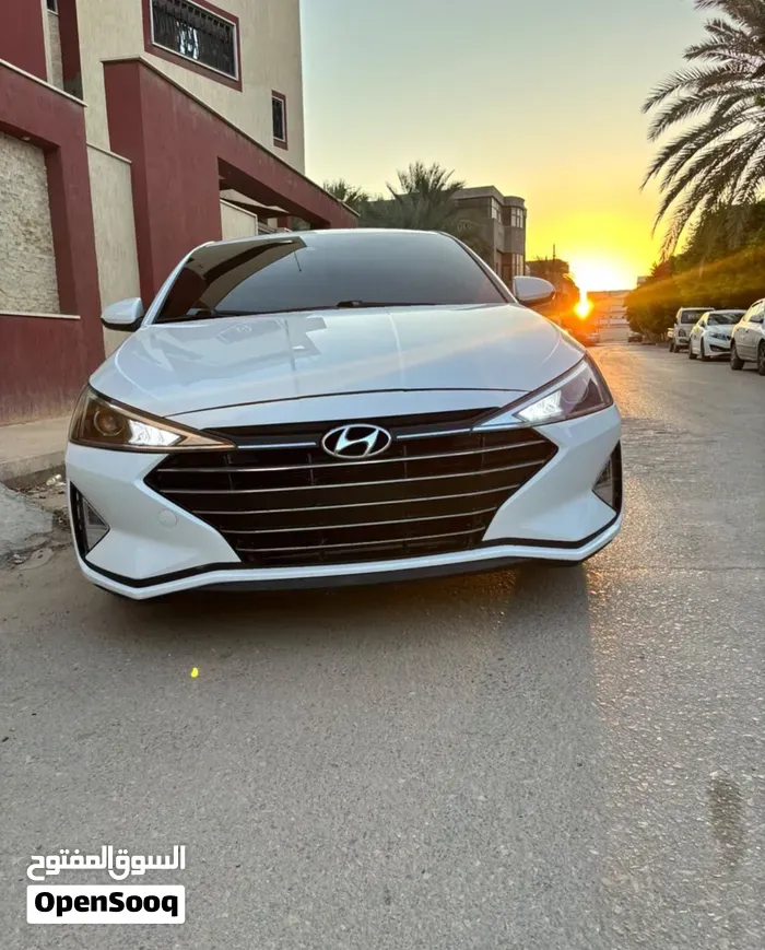 Hyundai Elantra 2020 photo 3