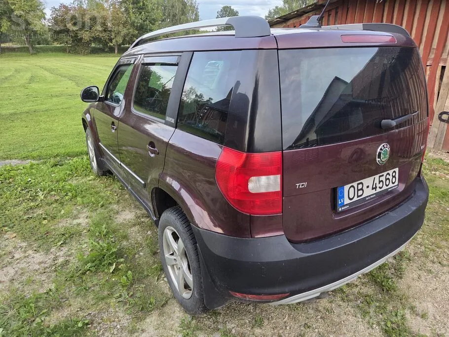 Skoda Yeti 2013 photo 3