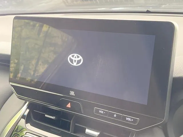 Toyota Harrier 2023 photo 3
