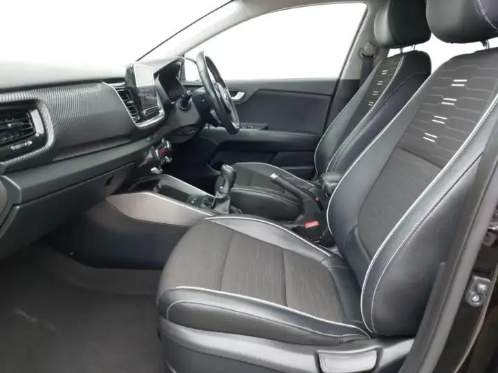 Kia Stonic 2021 photo 5