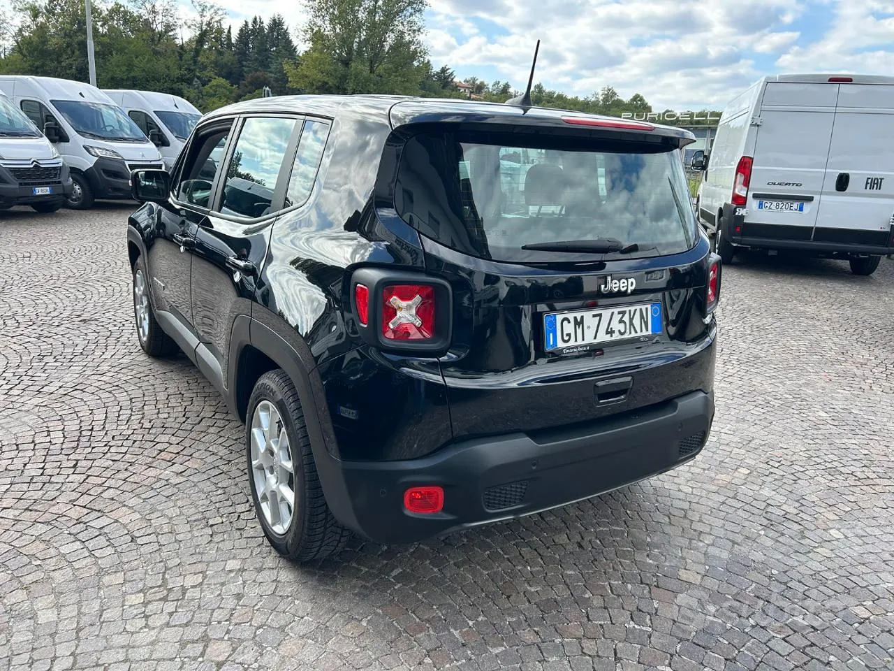 Jeep Renegade 2023 photo 4