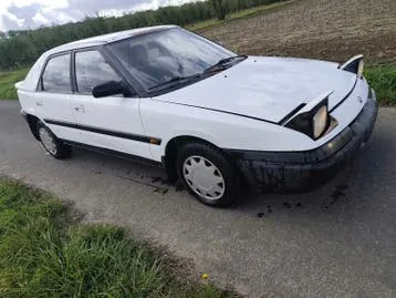 Mazda 323F