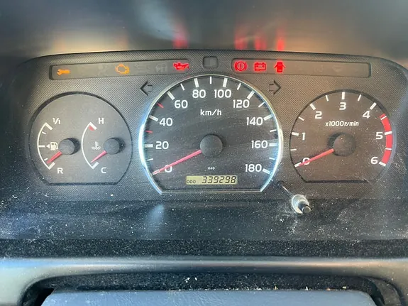 Toyota Hiace 2008 photo 5