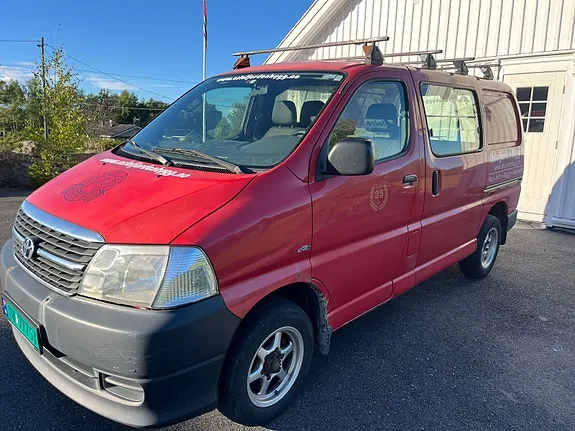 Toyota Hiace 2008 photo 3