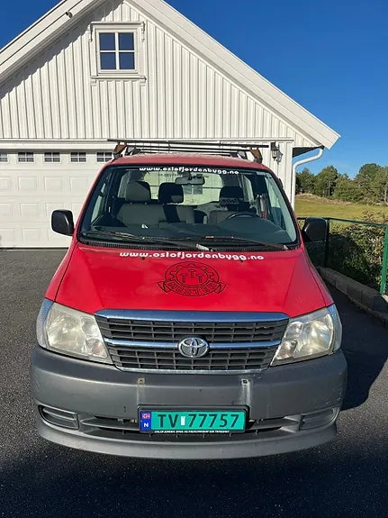 Toyota Hiace 2008 photo 2