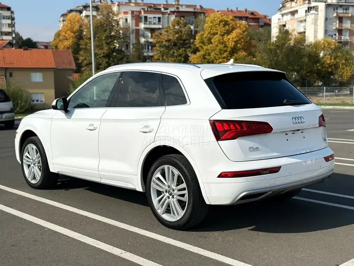 Audi Q5 2017 photo 3