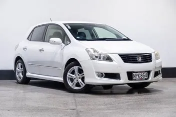 Toyota Blade 2012 photo 2