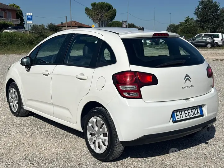 Citroen C3 2011 photo 3