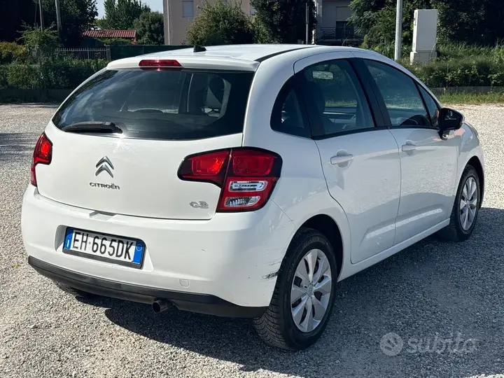 Citroen C3 2011 photo 4