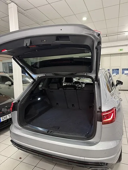 Volkswagen Touareg 2019 photo 4