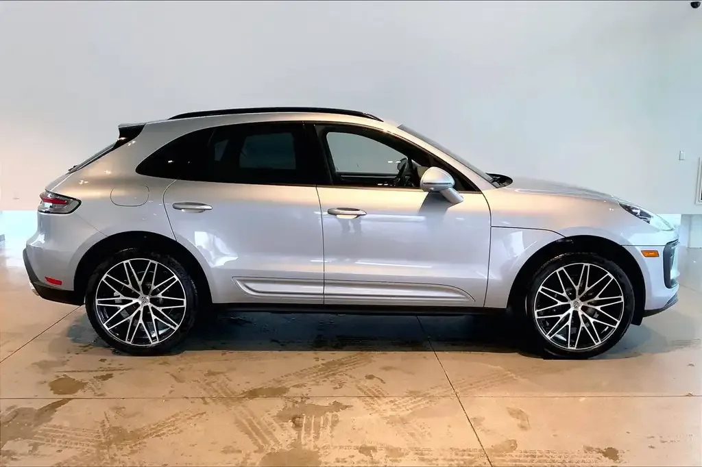 Porsche Macan 2026 photo 4
