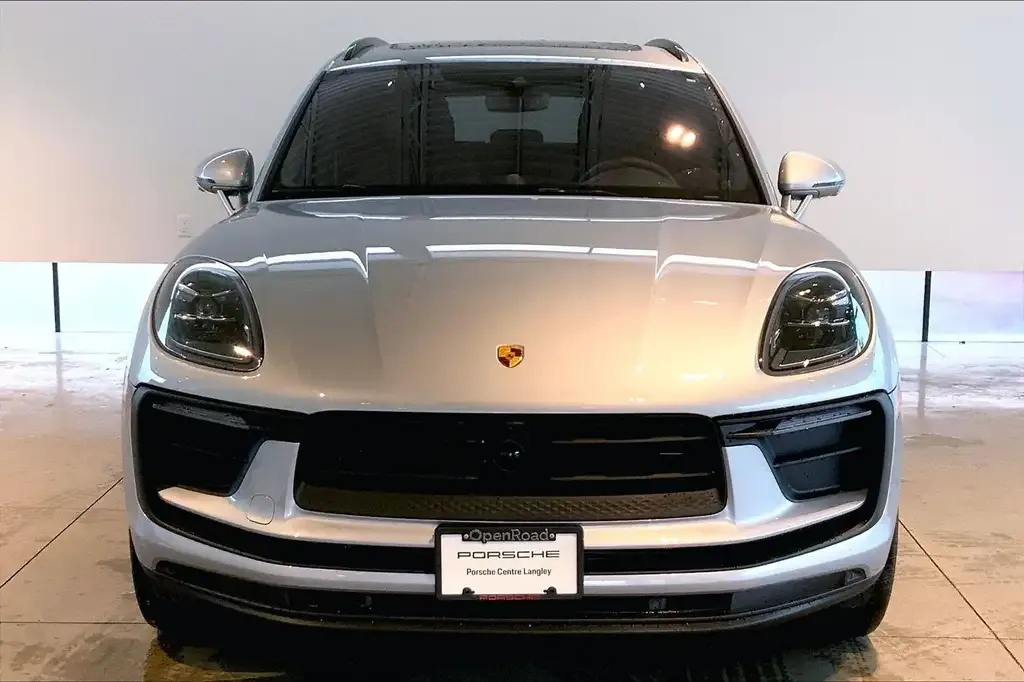 Porsche Macan 2026 photo 2