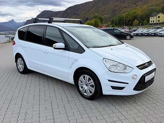 Ford S-Max 2013 photo 2