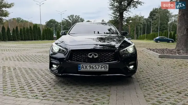 Infiniti Q50 2021 photo 2