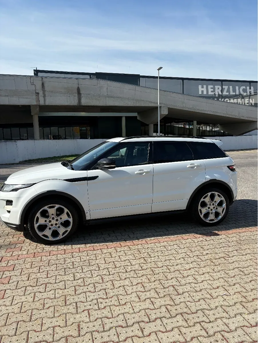 Land Rover Range Rover Evoque 2012 photo 3