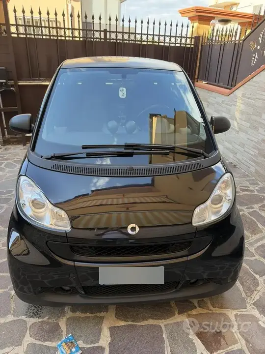 Smart Fortwo 2010 photo 3