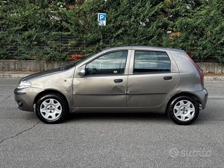 Fiat Punto 2007 photo 4