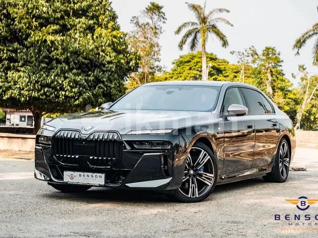 BMW I7 2024 photo 5