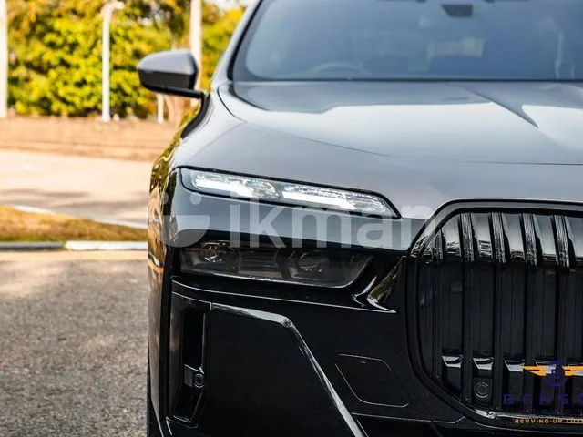 BMW I7 2024 photo 3