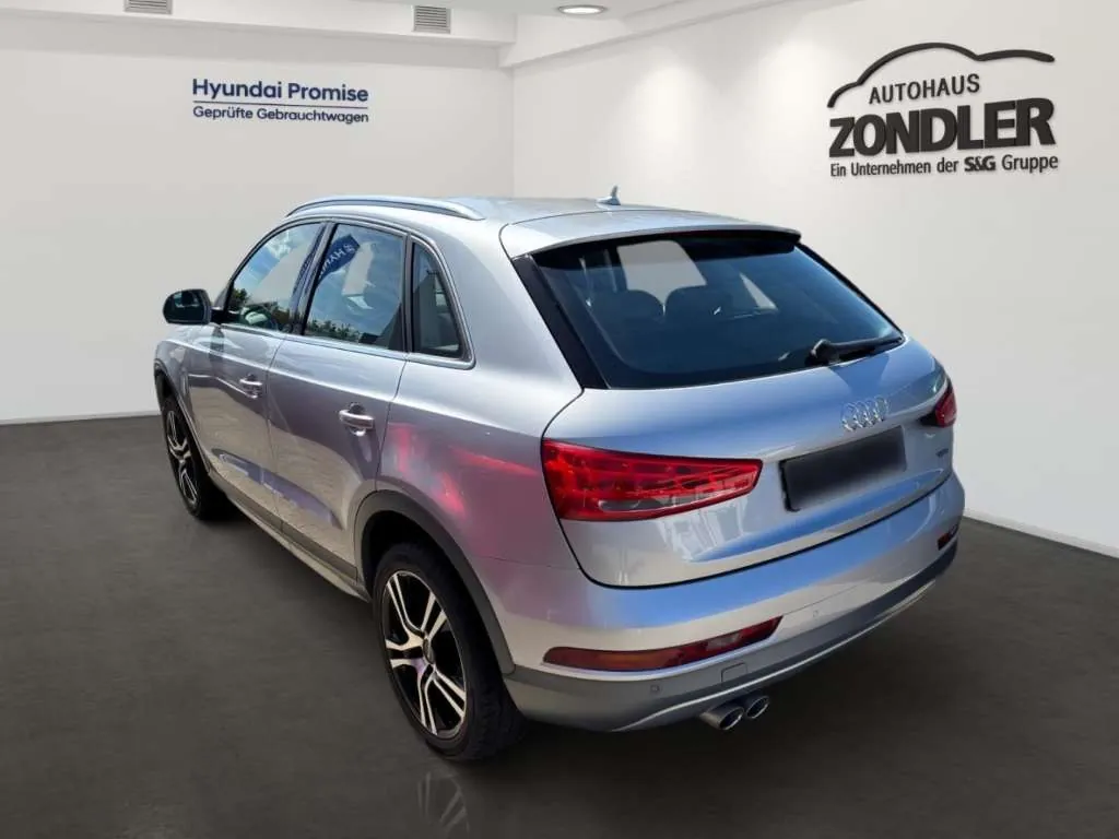 Audi Q3 2016 photo 3