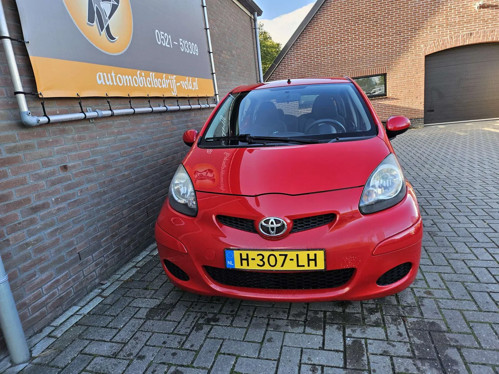 Toyota Aygo 2011 photo 2