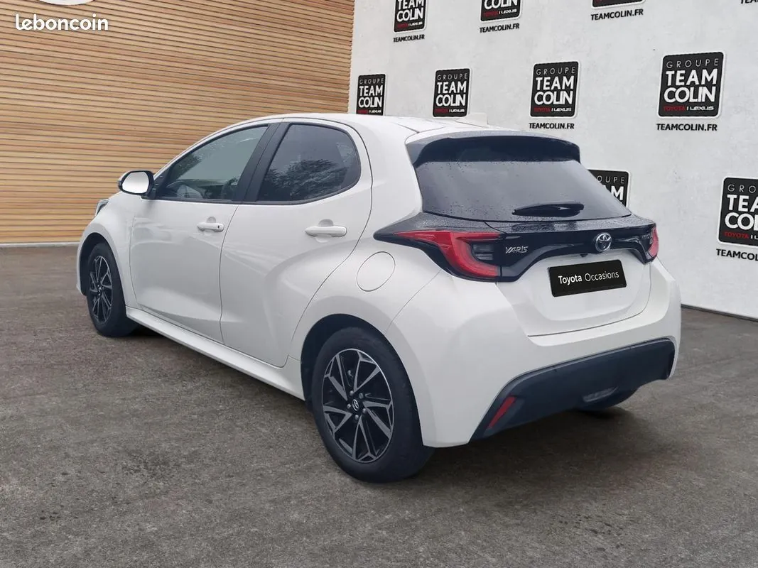Toyota Yaris 2022 photo 3