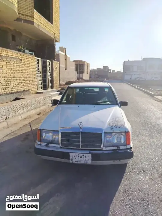 Mercedes-Benz E-Class 1988 photo 5
