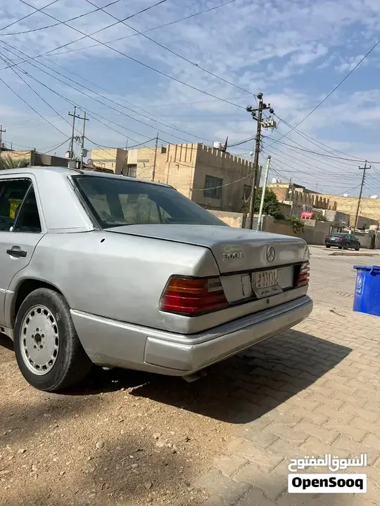 Mercedes-Benz E-Class 1988 photo 2