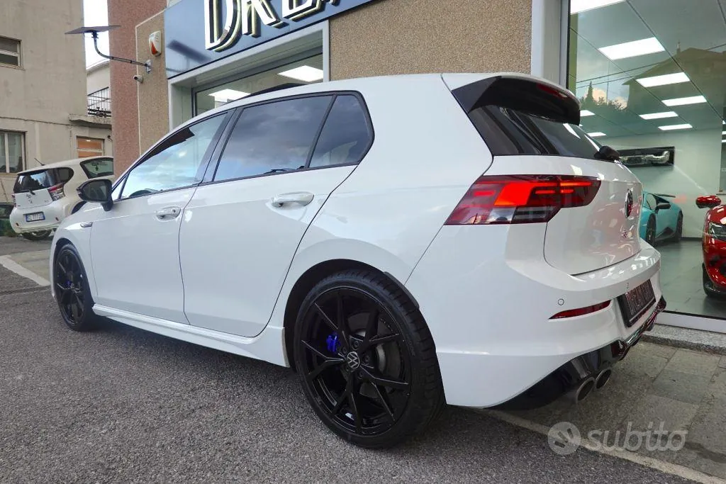 Volkswagen Golf R 2024 photo 3