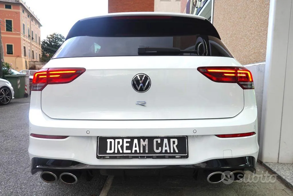 Volkswagen Golf R 2024 photo 4