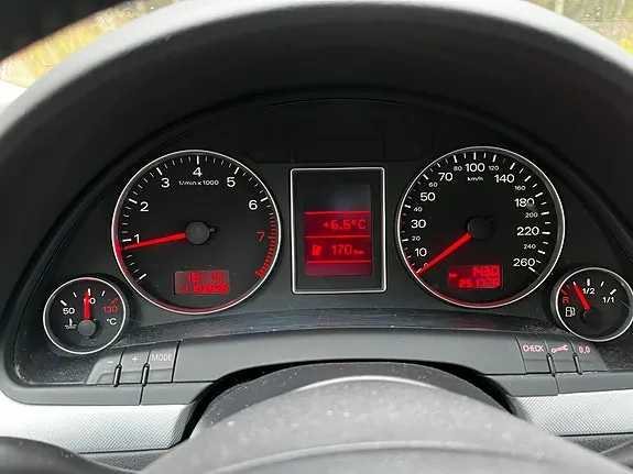 Audi A4 2005 photo 4