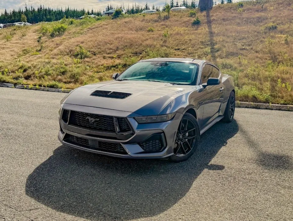 Ford Mustang 2024 photo 2
