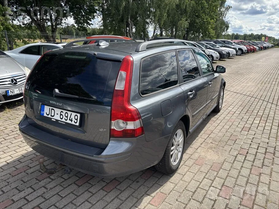 Volvo V50 2007 photo 4