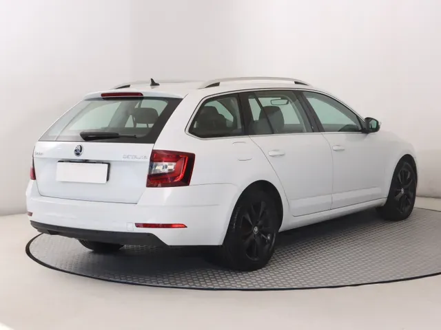 Skoda Octavia 2019 photo 4