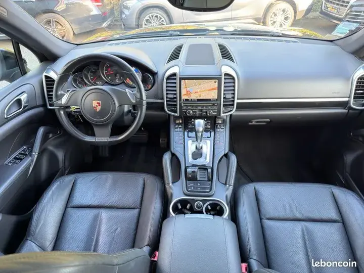 Porsche Cayenne 2012 photo 5