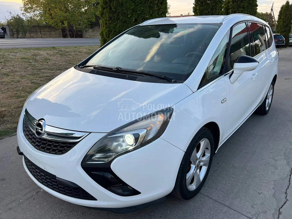Opel Zafira 2013 photo 2