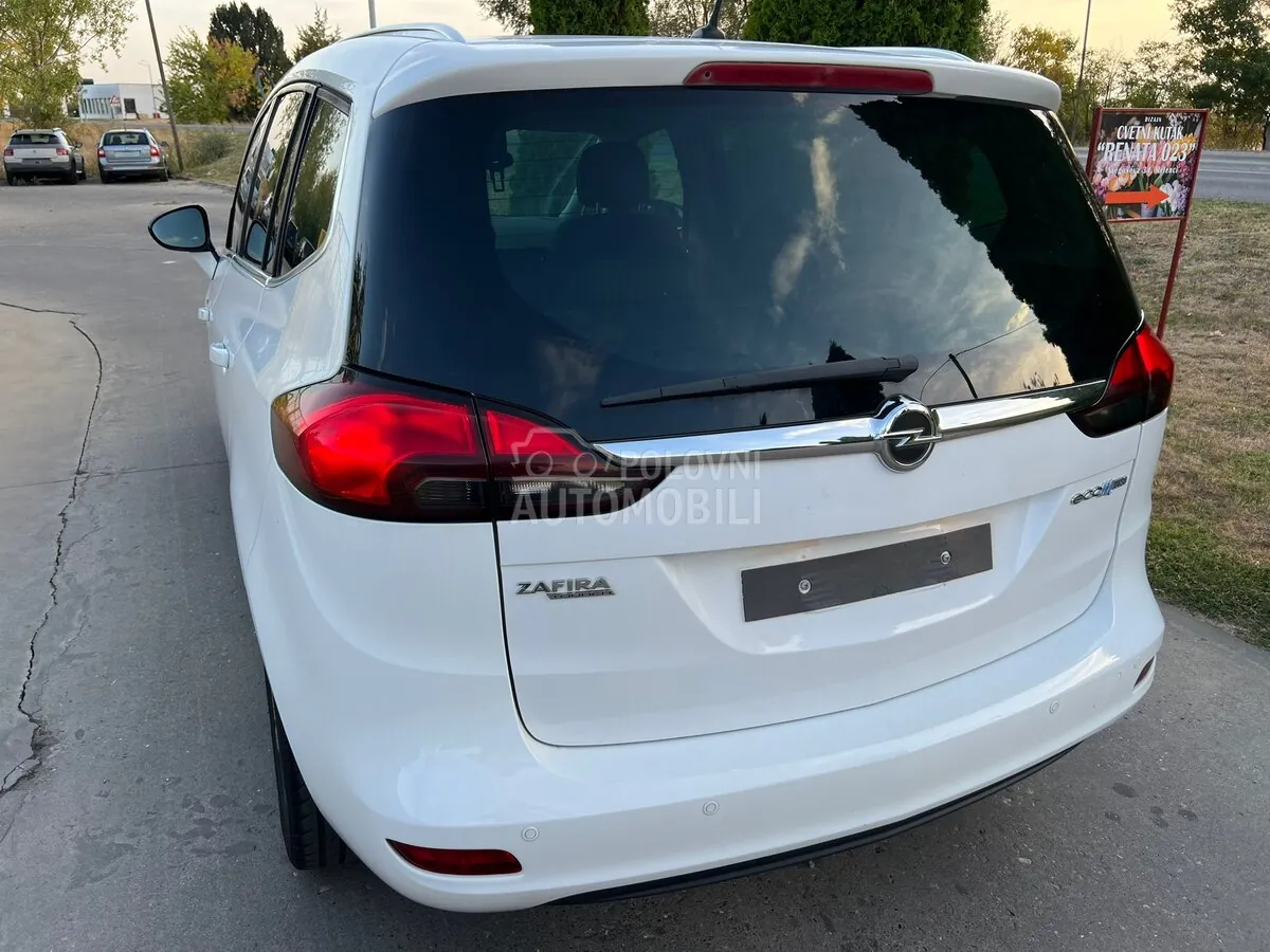 Opel Zafira 2013 photo 4