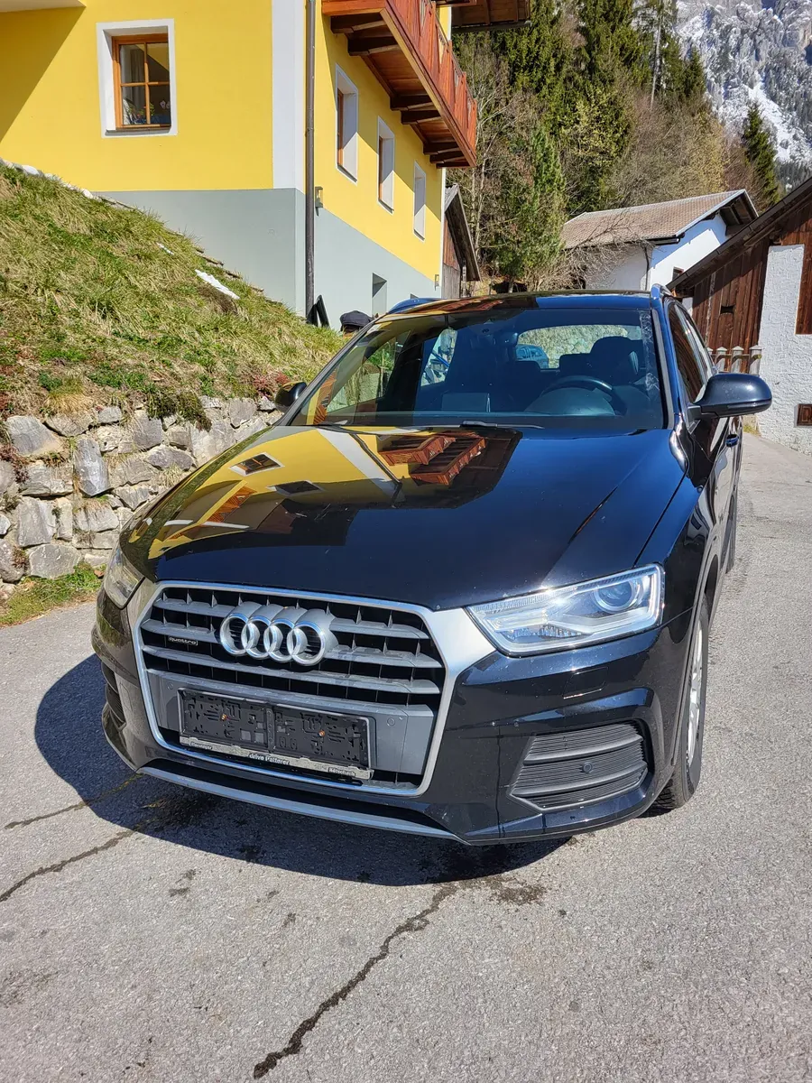 Audi Q3 2016 photo 2