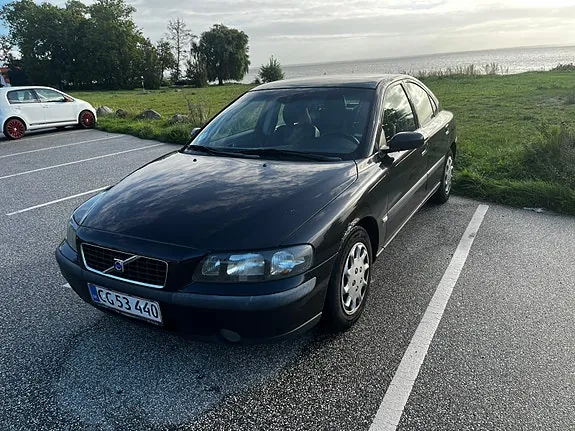 Volvo S60 2004 photo 2