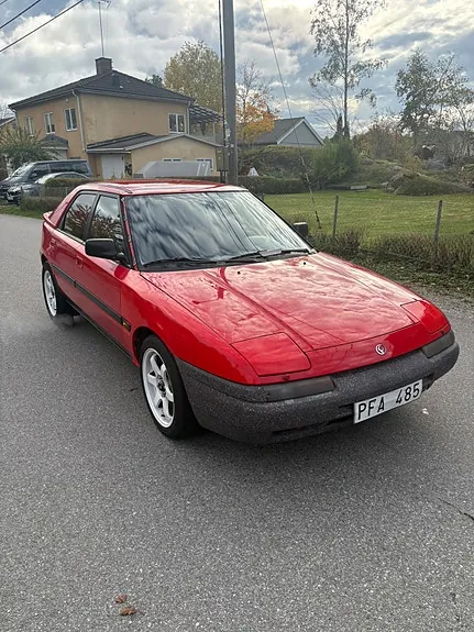 Mazda 323F 1994 photo 5